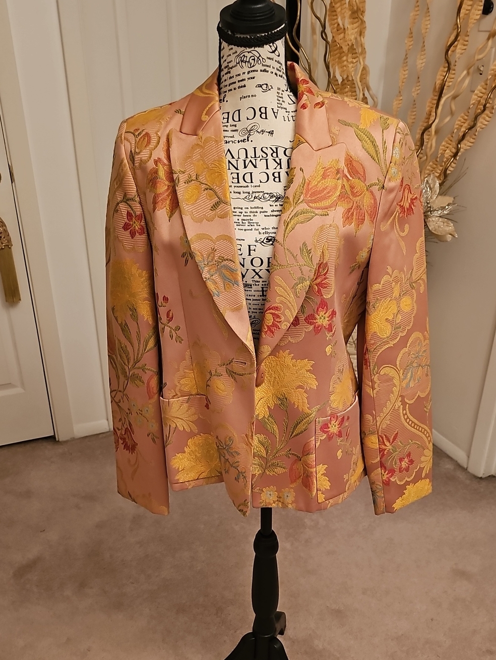 Women's Floral Brocade Pink and Gold Blazer, DESIGNER JACKET!